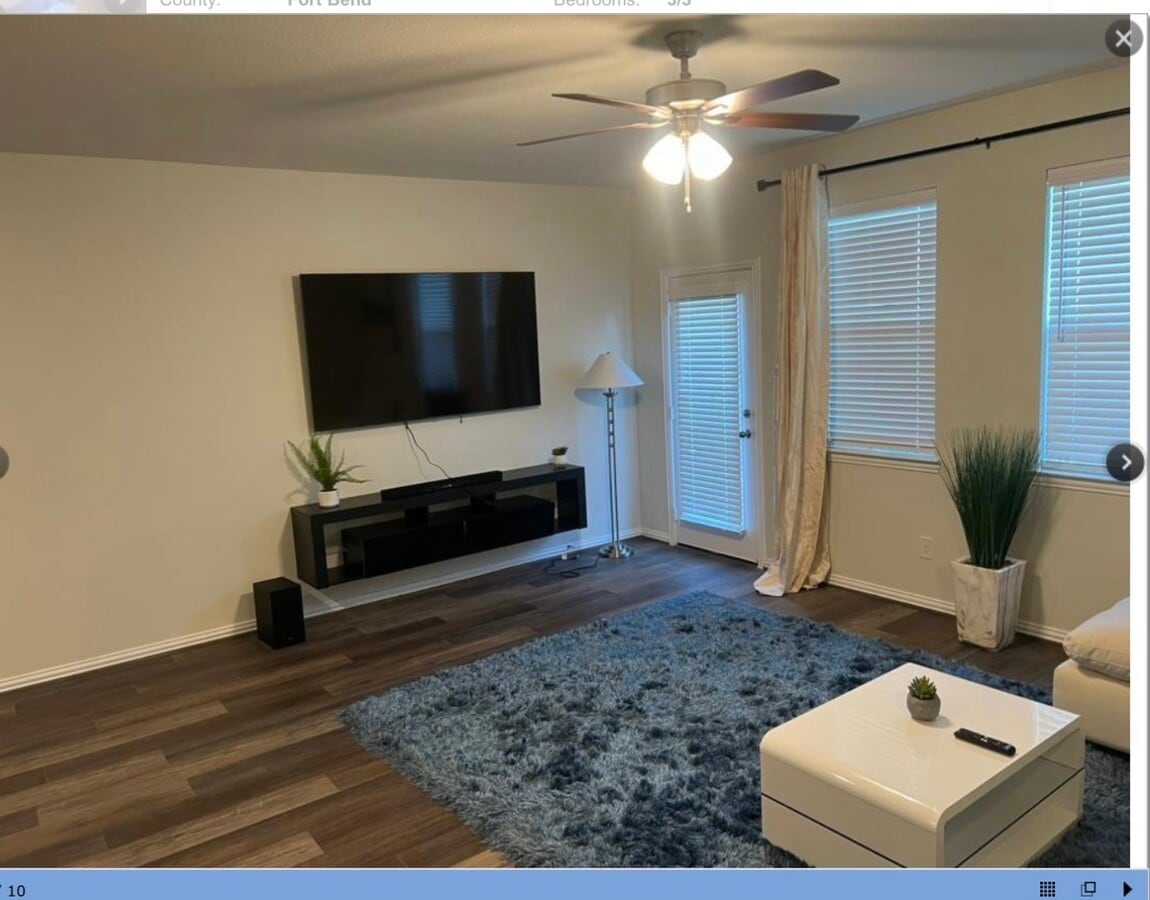Photo - 27918 Western Crk Ct