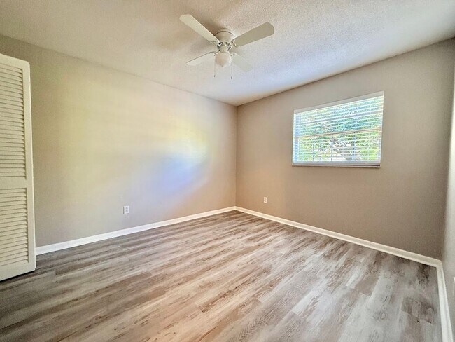 Photo - 301 S 11th St Unidad 301 S. 11th St.