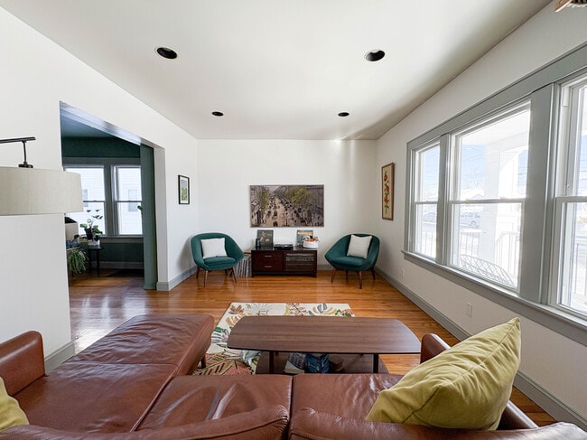 Photo - 521 Wendell Ter Unit 1