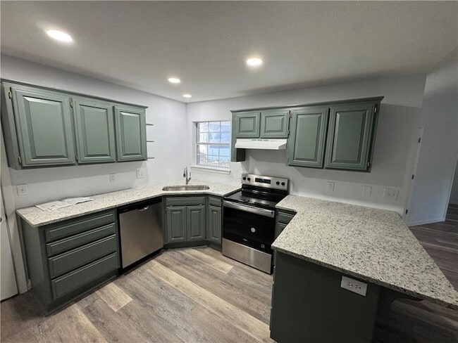 Photo - 26 Greenridge Ln