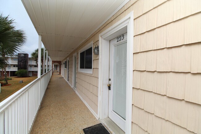 Photo - Bayfront 2BR/2BA Condo at Bayview Terrace ...