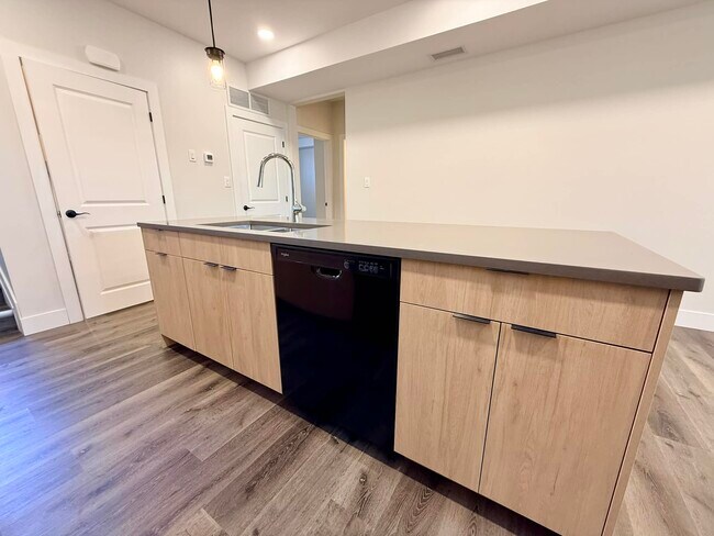 Photo - 24254 Winter Line Rd Unité 2A