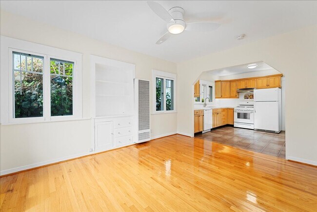 Photo - 647-659 California Ave.-647 Unidad 647