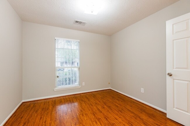 Photo - 11727 Inga Ln