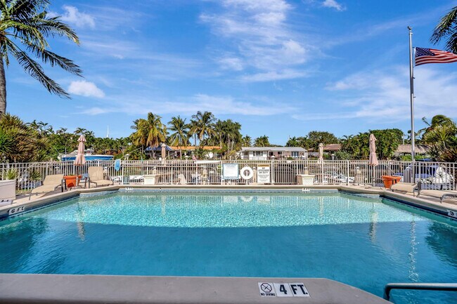 Photo - 2811 NE 51st St Unit 7