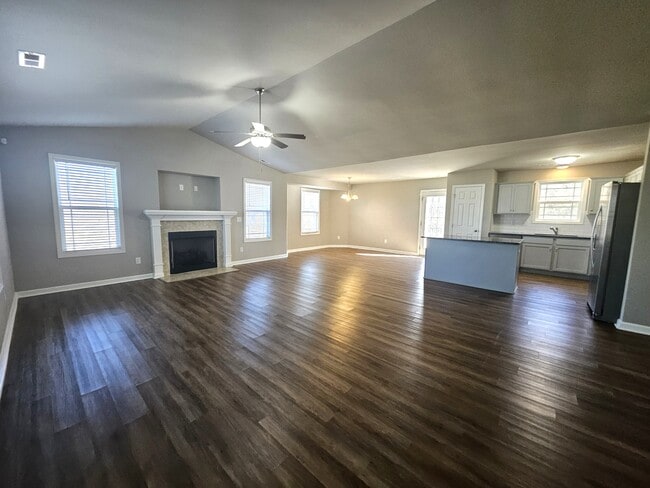 Photo - 318 N Landing Dr