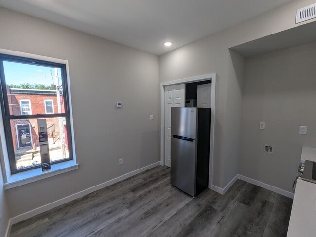 Photo - 4995 W Thompson St Unidad 2F