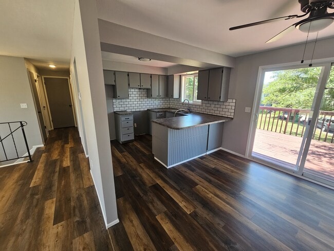 Photo - 2221 N Bessie Rd