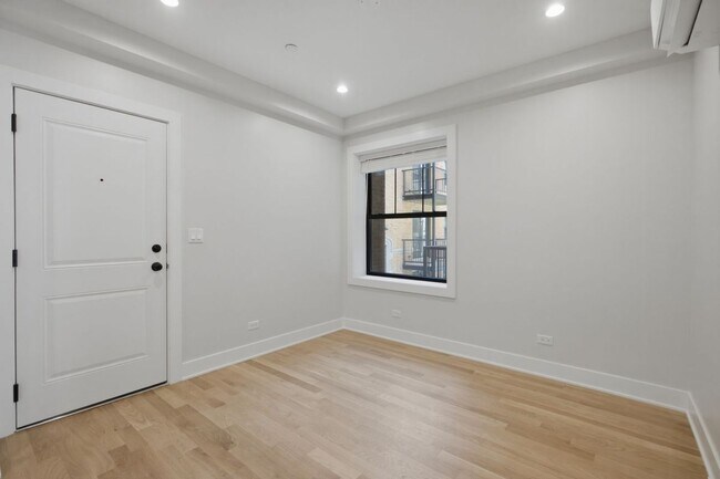 Photo - 2237 N Bissell St Unit 2241-GW