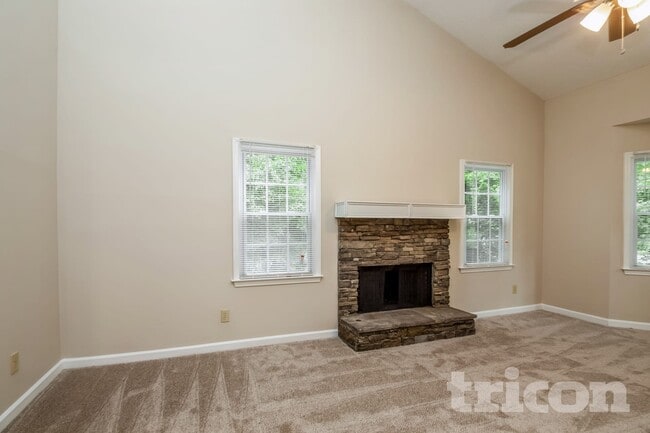 Photo - 3000 Water Brook Dr SW