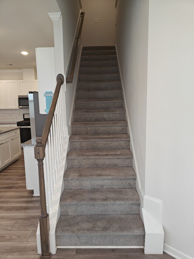 Photo - 756 Creekway Dr