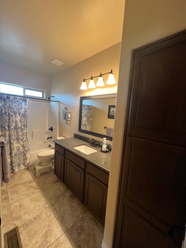 Photo - 1318 Peppertree Dr