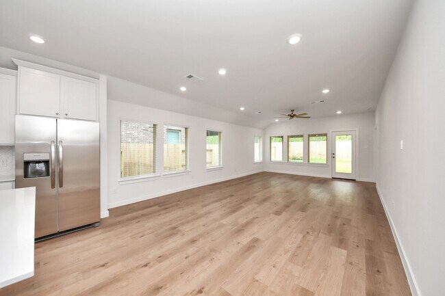 Photo - 31815 Autumn Spur Ln