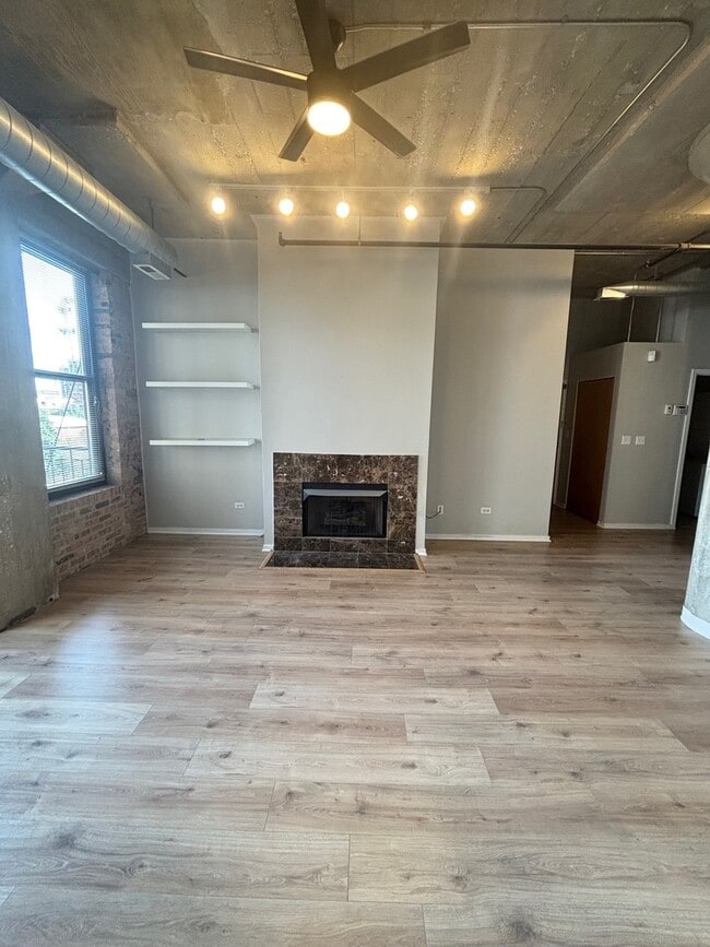 Photo - 1516 S Wabash Ave Unit 407