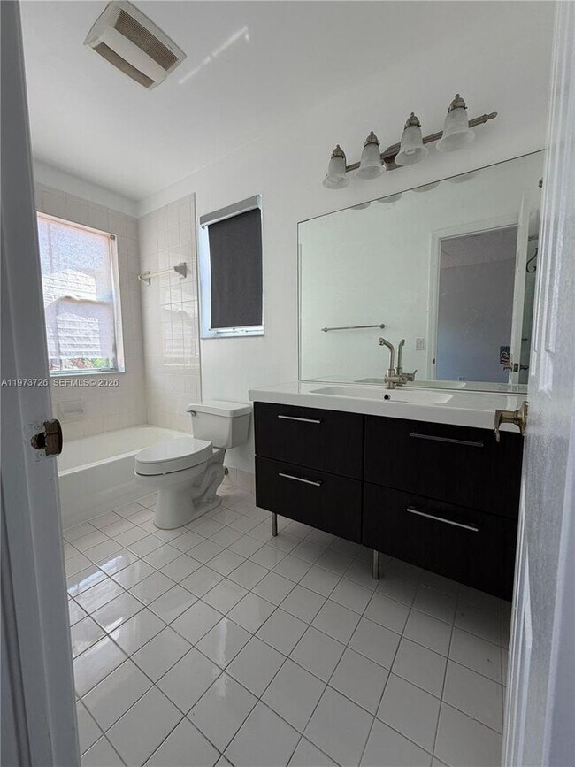 Photo - 1534 Weeping Willow Way