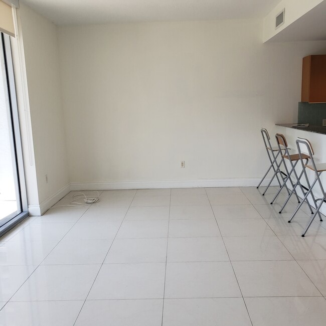 Photo - 1060 Brickell Ave