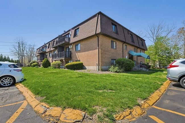 Photo - 800 County St Unit 3