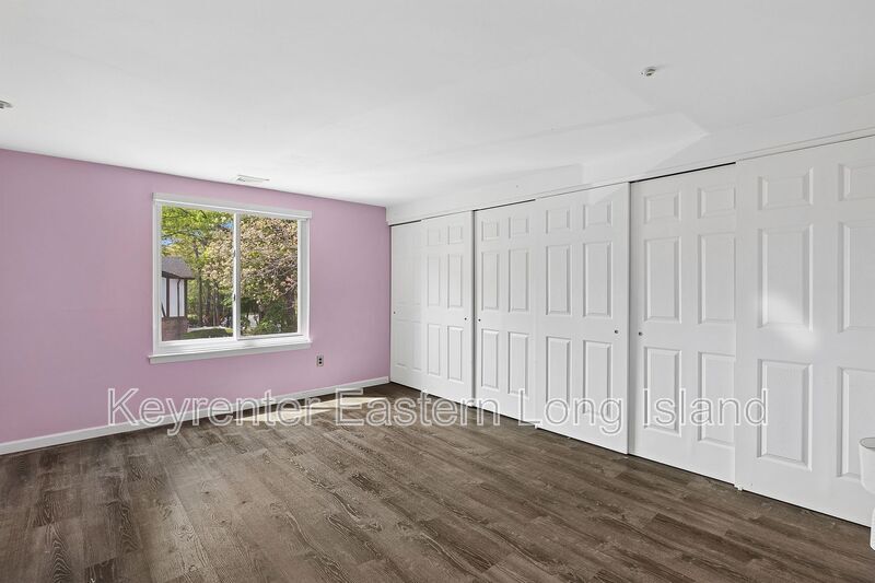 Photo - 104 Birchwood Rd