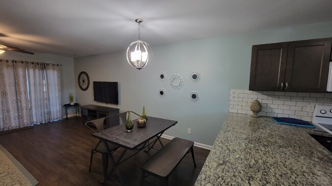 Photo - 601 Peletier Loop Rd