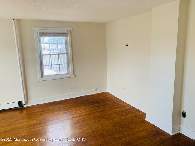 Photo - 45 Loring Ave