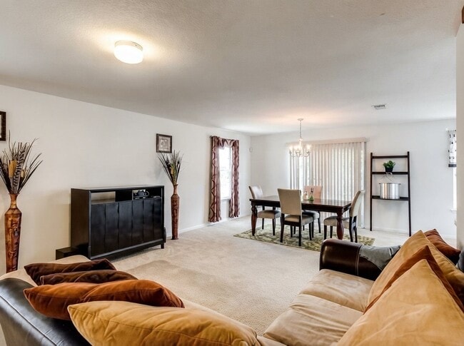 Photo - 2205 Sims Dr