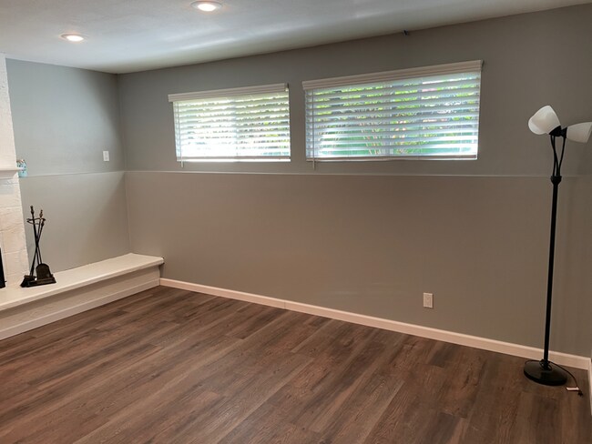 Photo - 4713 61st Ave W