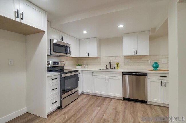 Photo - 5732 Adams Ave