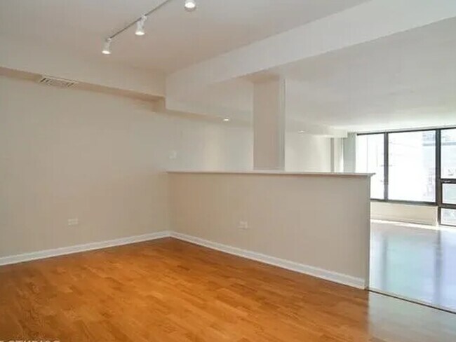 Photo - 230 E Ontario St Unit 802