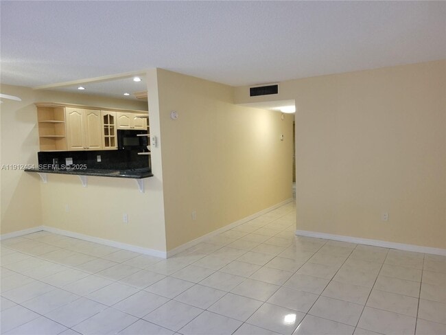 Photo - 2750 N 34th Ave