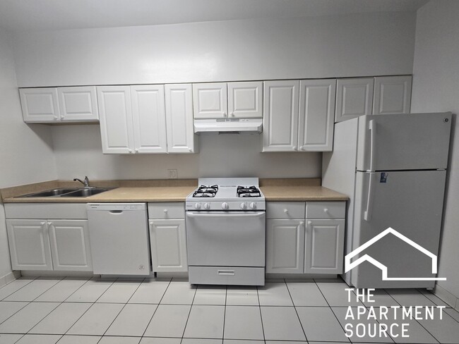 Photo - 558 Elmwood Ave Unit 1