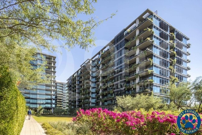 Building Photo - 7120 E Kierland Blvd Unit 620