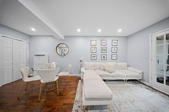 Photo - 58-03 Calloway St Unidad 4FF