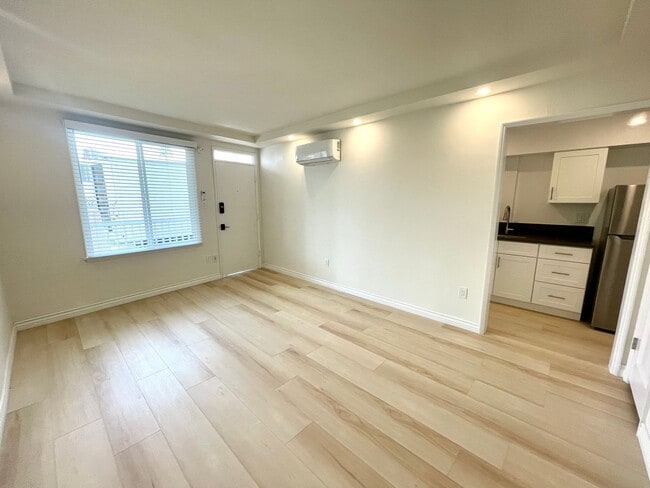 Photo - 10340-10360 Bellwood Ave