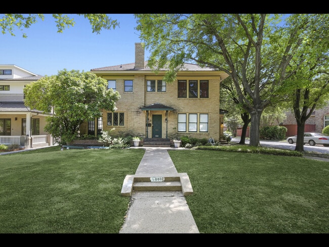 Building Photo - 6000 Velasco Ave