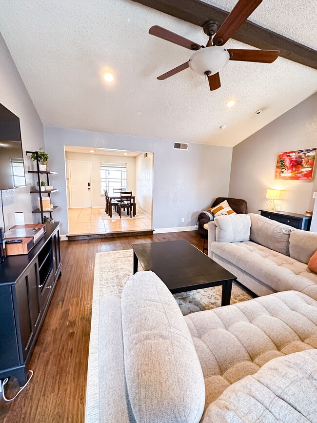 Photo - 3707 French Wood Dr