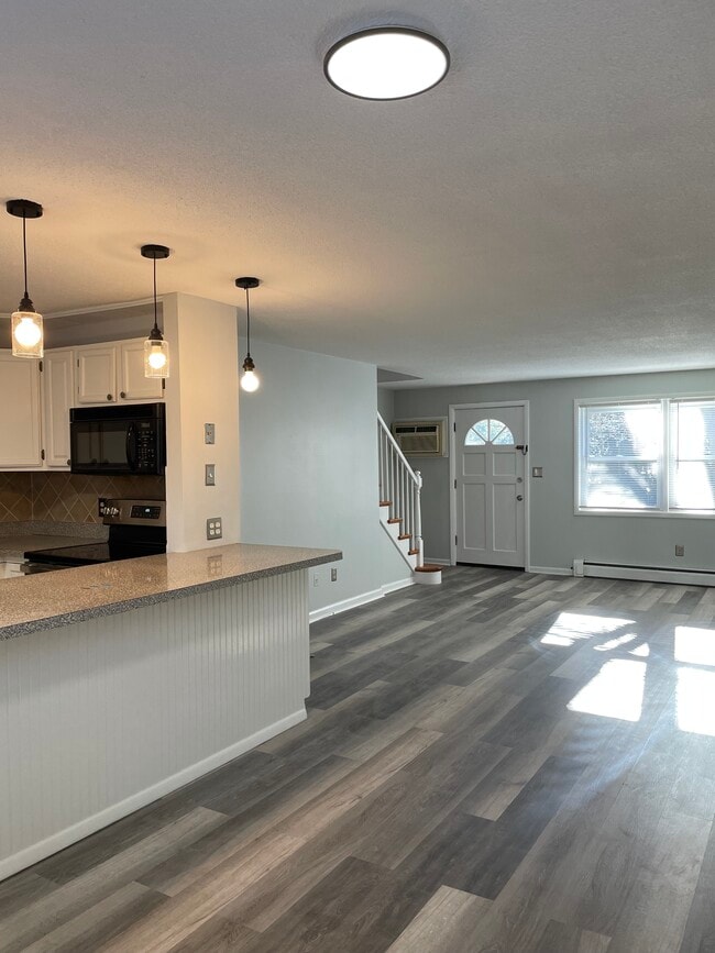 115 Kensington Ave Condo Unit A1 Condo for Rent in Meriden, CT