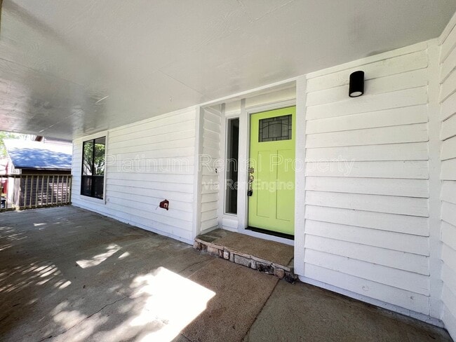 Photo - 1331 Buttercup Ct