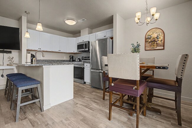 Photo - 2350 Canon Ave