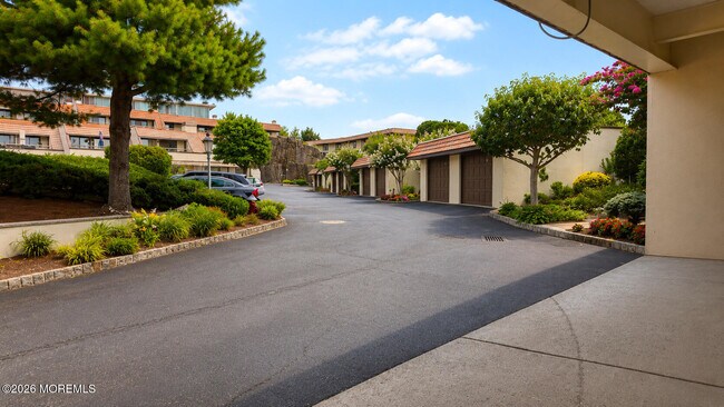 300 Gorge Rd