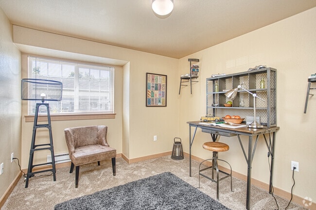 2BR, 2BA - 980 SF