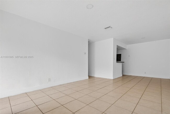 Photo - 5842 NW 23rd St Unit 1-4