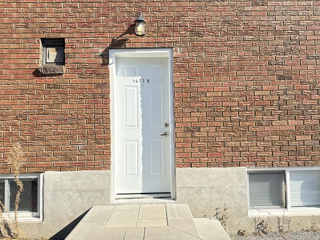 Photo - 1677 Baseline Rd