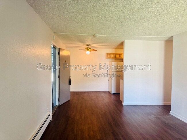Photo - 501 Golden Cir Unit Apt 201