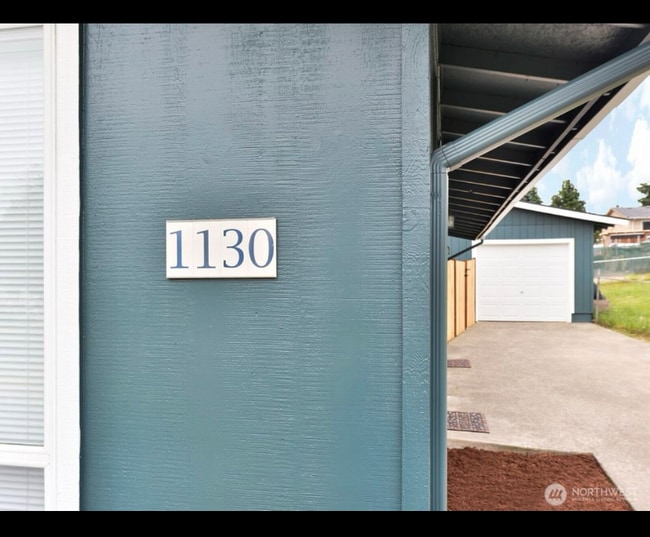 Photo - 1130 E 51st St