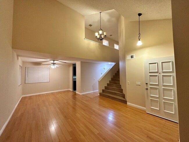 Building Photo - 4bd/2.5ba Home - Moreno Valley