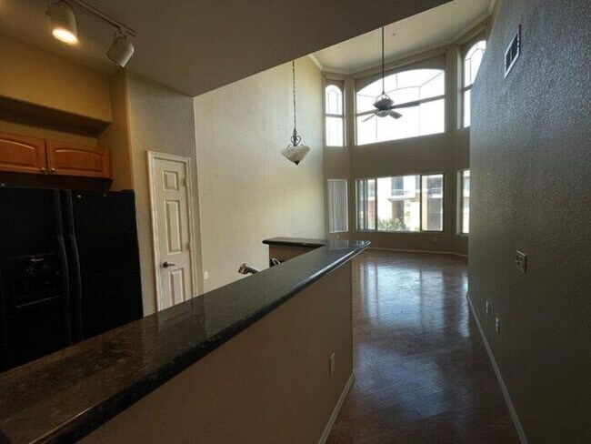 Photo - 431 W Rio Salado Pkwy #301 - Regatta. Pointe