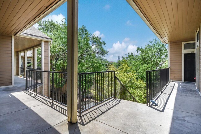 Photo - 2802 Nueces St Unit 312