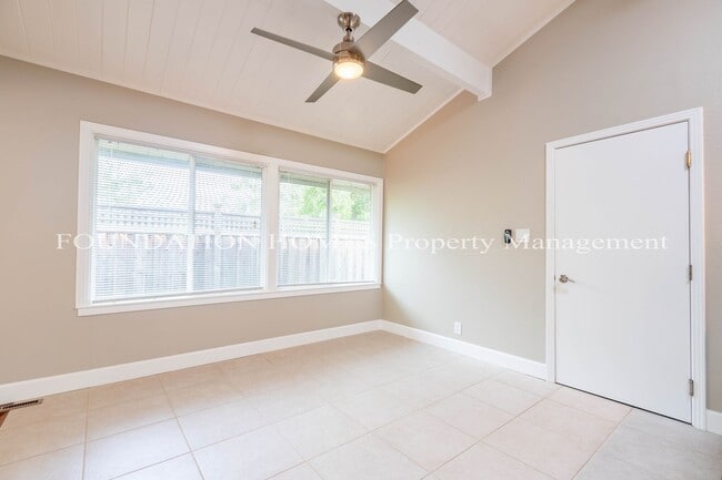 Photo - Charming 3BD/2BA Ranch-Style Home!  A/C!  ...
