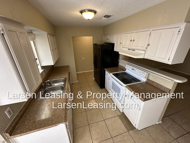 Kitchen - 6305 Rebecca Ln