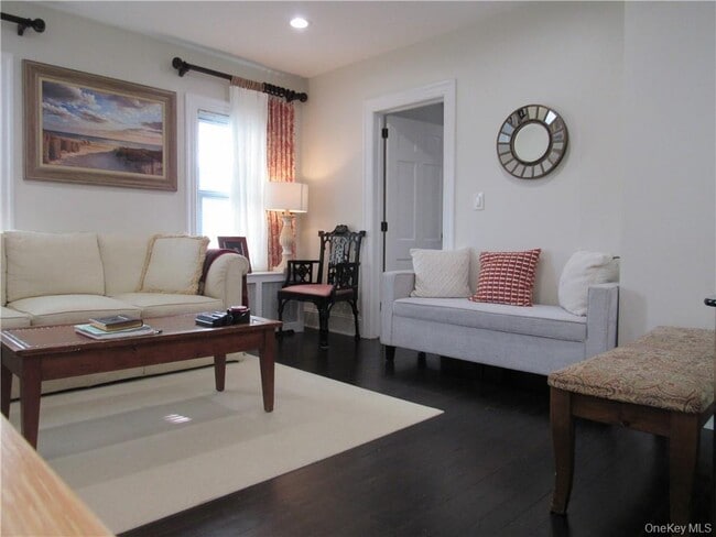 Photo - 242 William St Unit 1